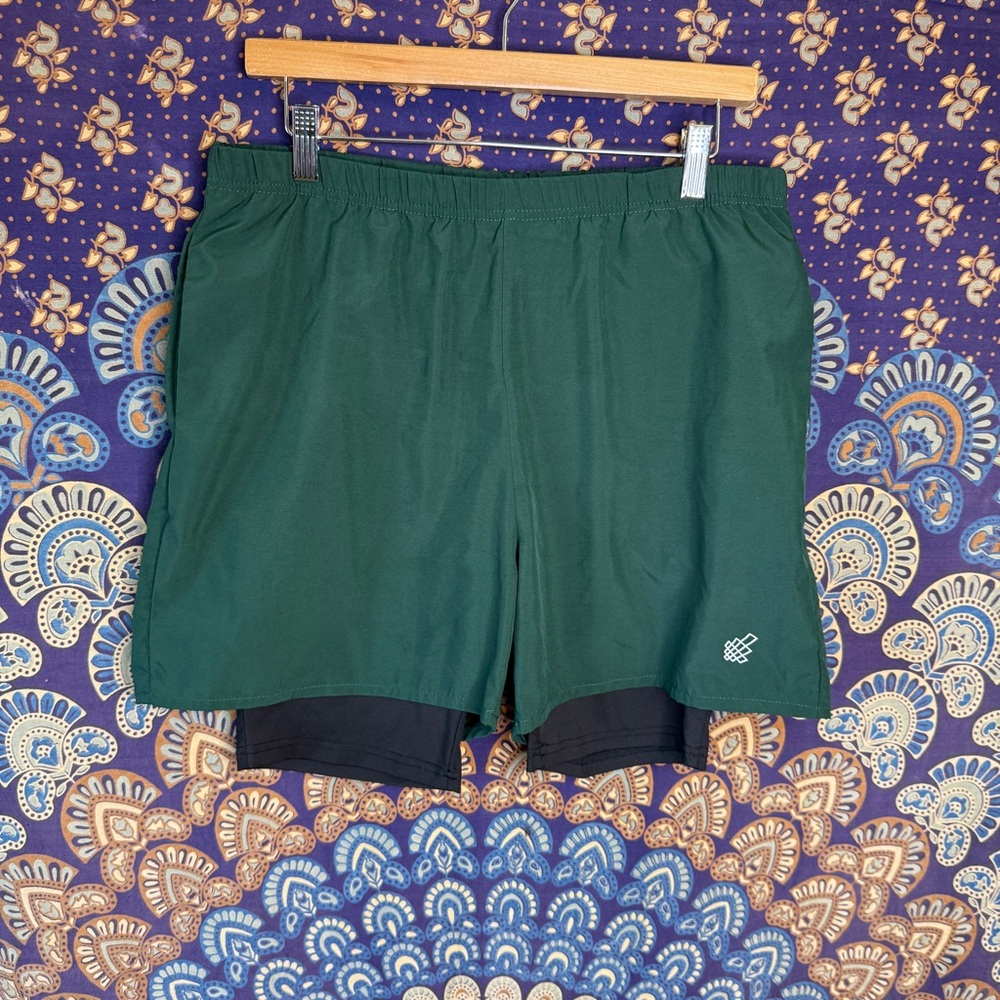 🦋5/20$🦋 dark green athletic shorts